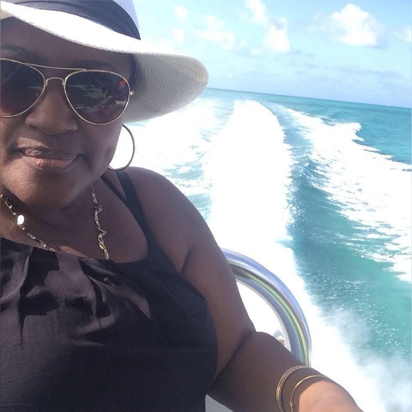 🎥LIVE SHOW - PLEASE LIKE THIS POST TO GET NOTIFIED WHEN I GO LIVE!!🌸🌺 - Picture 6 of 14